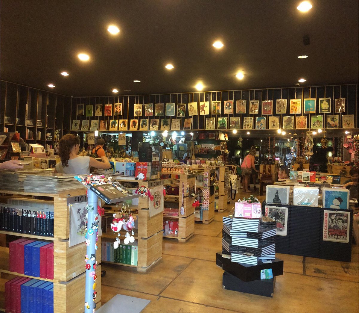 Saigon Books